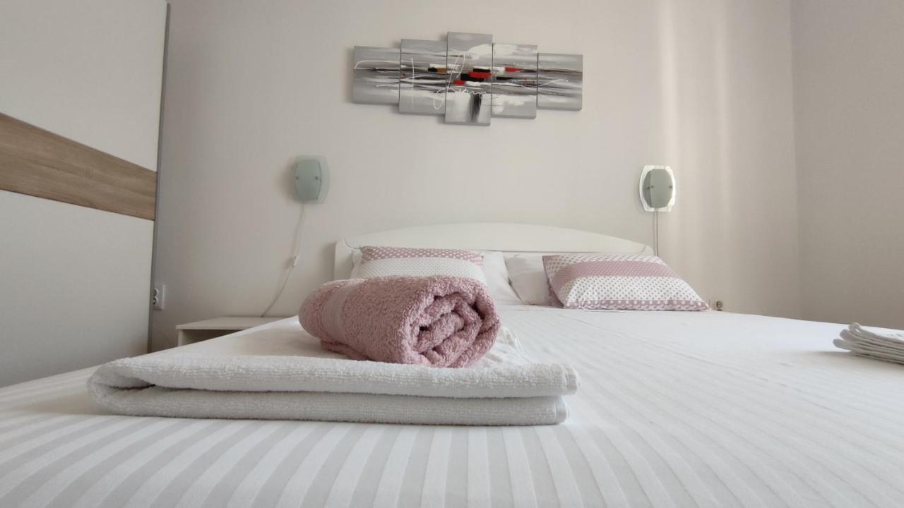 Apartment "Andrea" Сплит Экстерьер фото