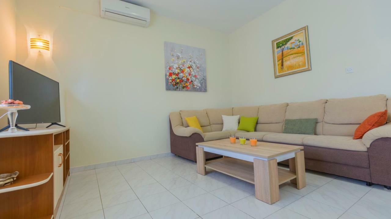 Apartment "Andrea" Сплит Экстерьер фото