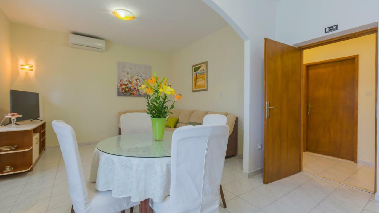 Apartment "Andrea" Сплит Экстерьер фото